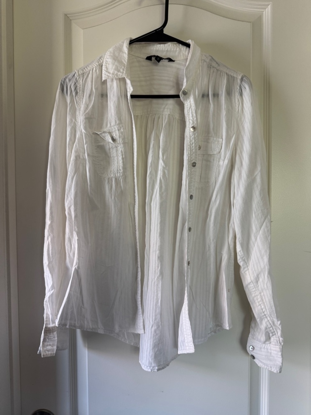 Express White Long-Sleeve Button-Down Shirt / AA99